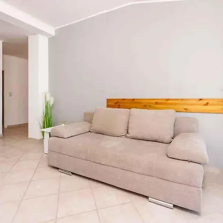 In 45899 Crikvenica