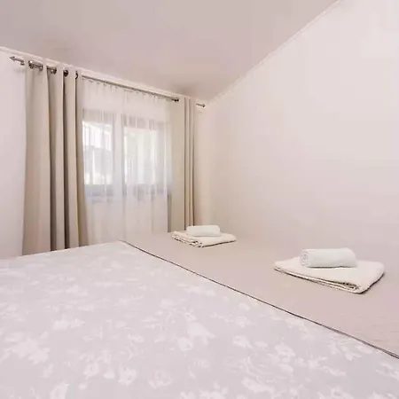 Apartamento In 45899 *
