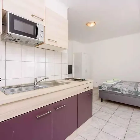 Apartamento In 45899 *