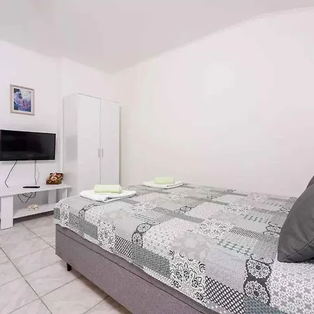 In 45899 Crikvenica